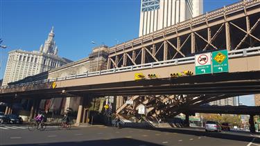 BROOKLYN BRIDGE