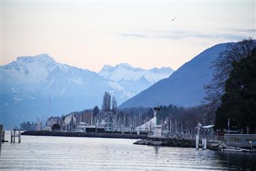 Evian-les-Bains Center