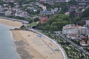 Ondarreta Beach