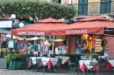 Piazza Martiri dell’ Olivetta