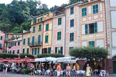 Piazza Martiri dell’ Olivetta