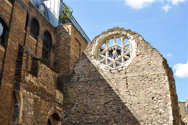 Winchester Palace Ruins